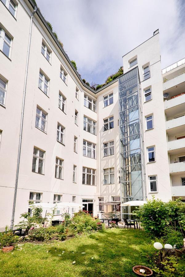 Amc Hotel - Schoeneberg Berlim Exterior foto